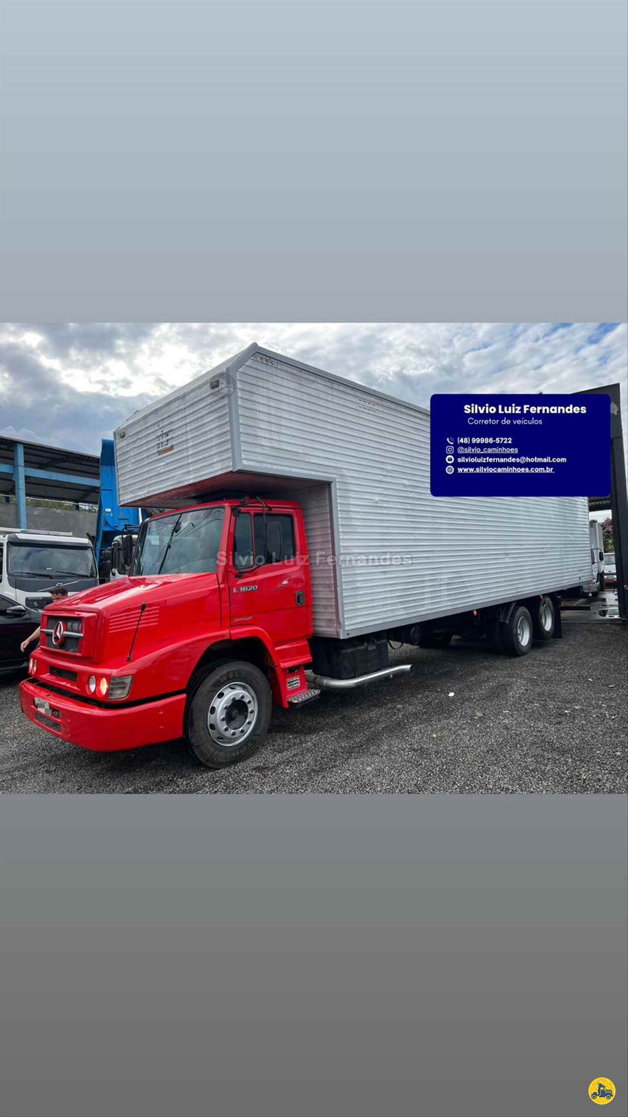 CAMINHAO MERCEDES-BENZ MB 1620 Baú Furgão Truck 6x2 Silvio Caminhões TUBARAO SANTA CATARINA SC